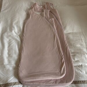 Kyte Baby Blush Pink x2 - lightly used - 2.5tog - sleep sacks.  Size S and M